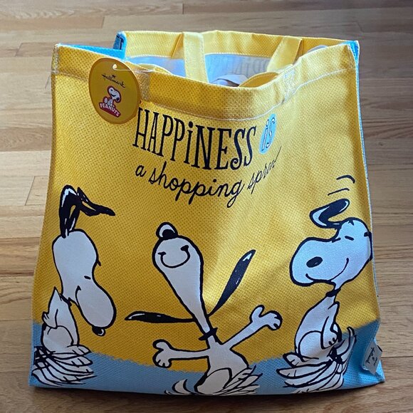 COPY - NEW Peanuts Shopping Tote - Picture 1 of 2